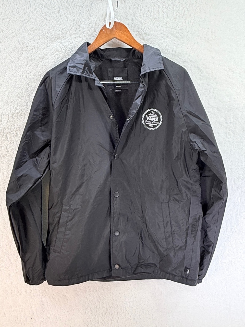 Vans Off The Wall Black Coaches Jacket Men’s Medium Fleece Lined Logo Snap Front